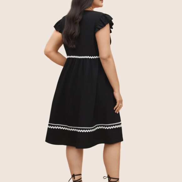 BloomChic Color Embroidered Patchwork Flounce Sleeve Dress XL us14-16 - Picture 2 of 6